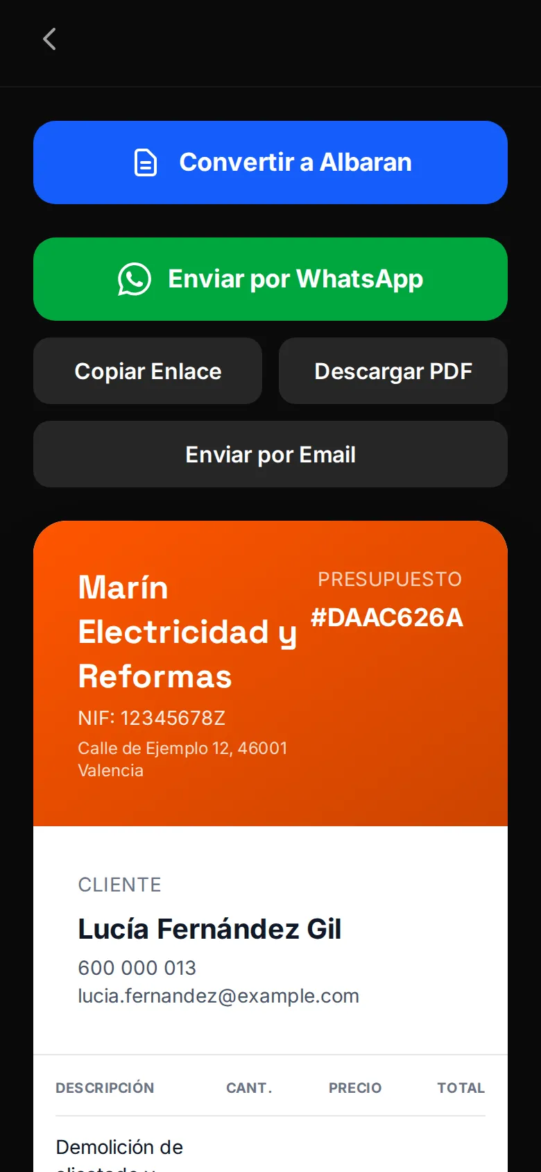 Presupuesto de reforma de baño en el móvil con IVA del 10 % y botones para compartir