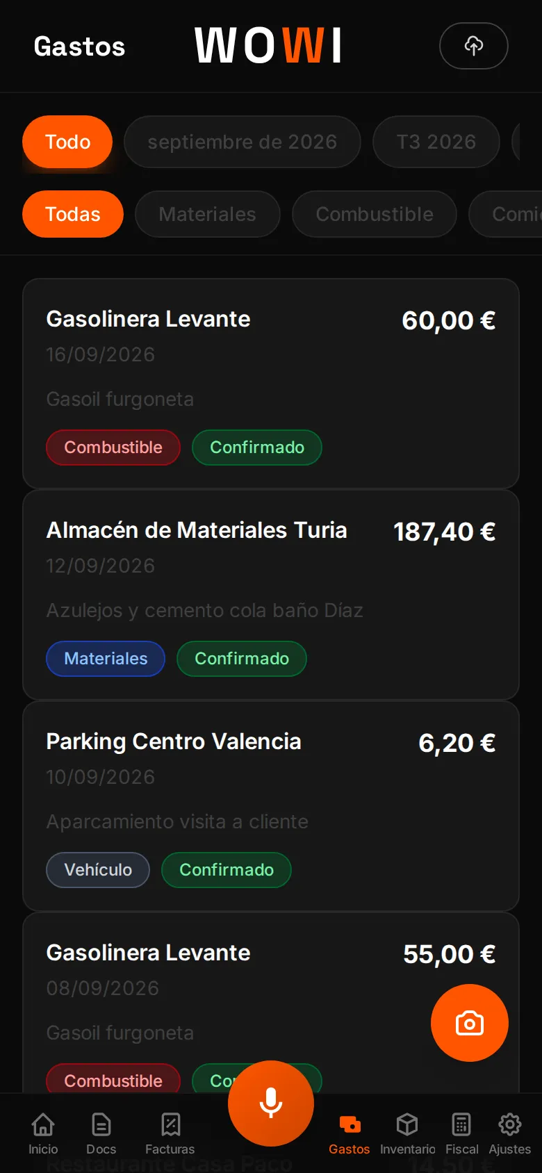 Lista de gastos de WOWI en el móvil con categorías, proveedor e importe